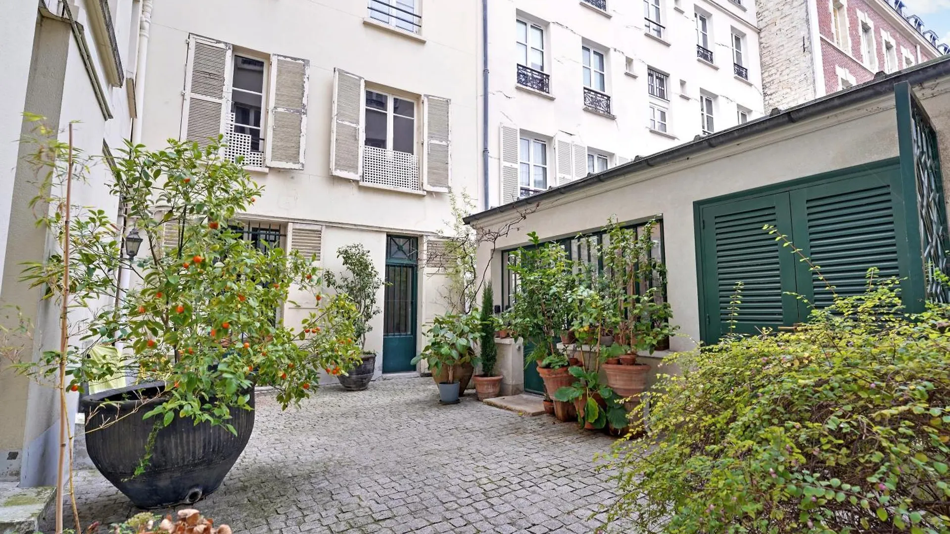 Maison A Saint-Germain-Des-Pres Paris Apartment